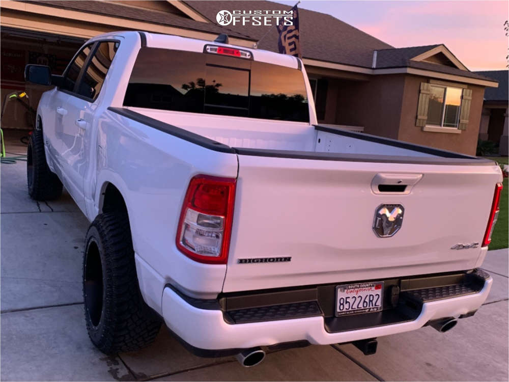 2019 Ram 1500 with 20x12 44 Moto Metal MO970 and 305/55R20 Atturo