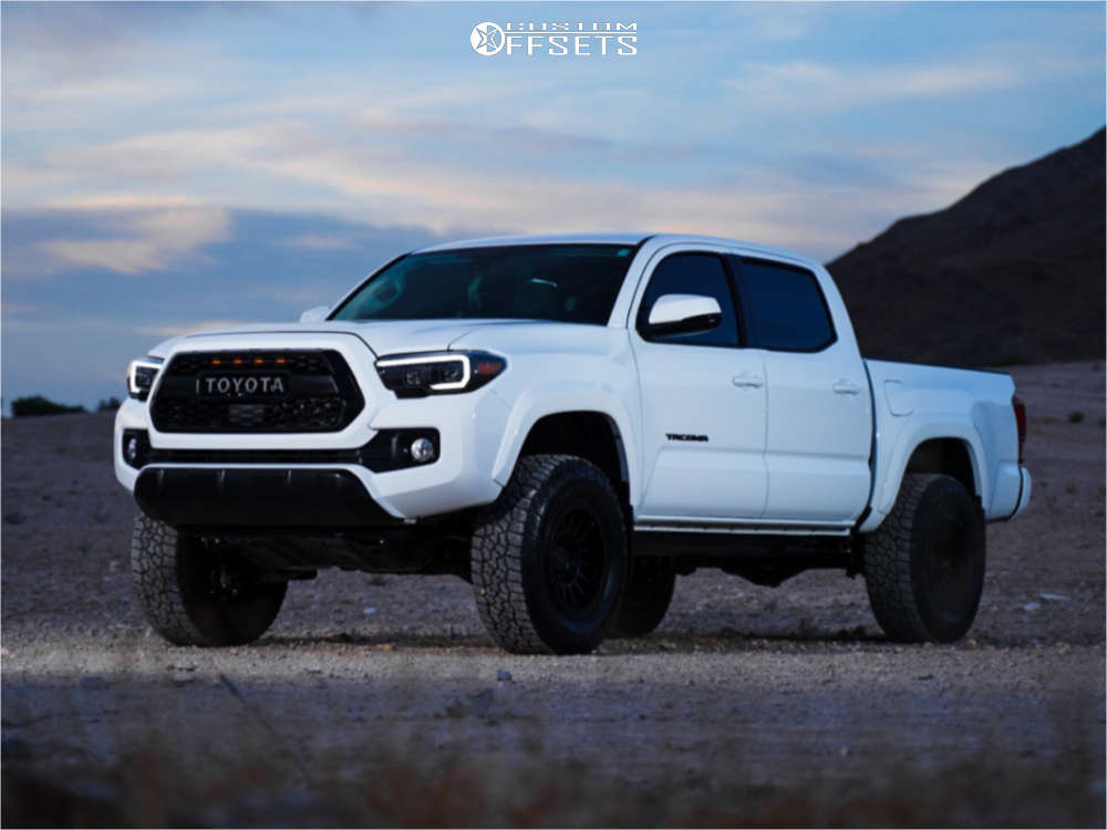 2020 Toyota Tacoma with 17x8.5 -22 RRW Rr6-h and 265/70R17 Falken ...