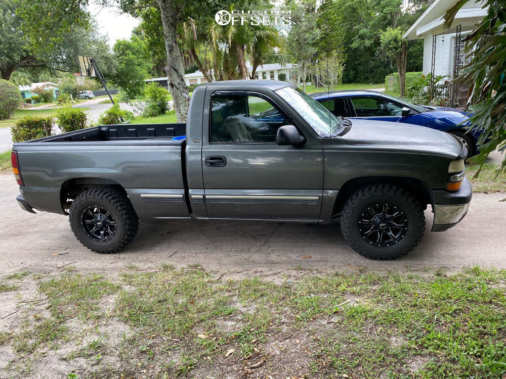 2002 Chevrolet Silverado 1500 with 16x8 0 Moto Metal Mo970 and 265 ...