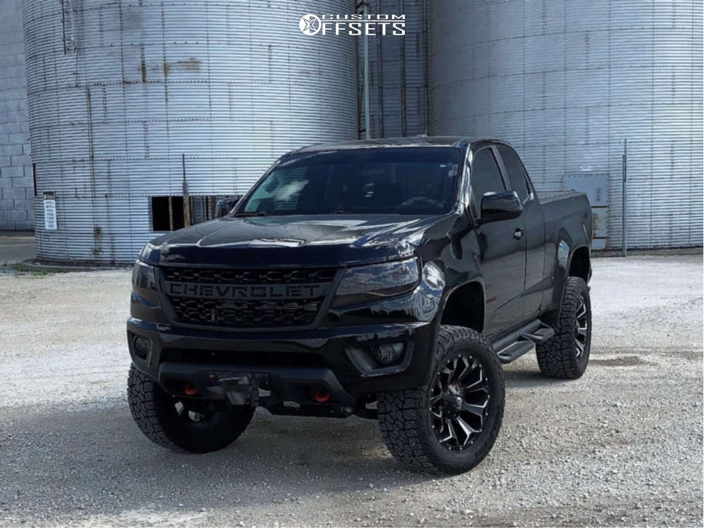 2018 Chevrolet Colorado with 20x9 7 Fuel Assault and 305/55R20 Falken