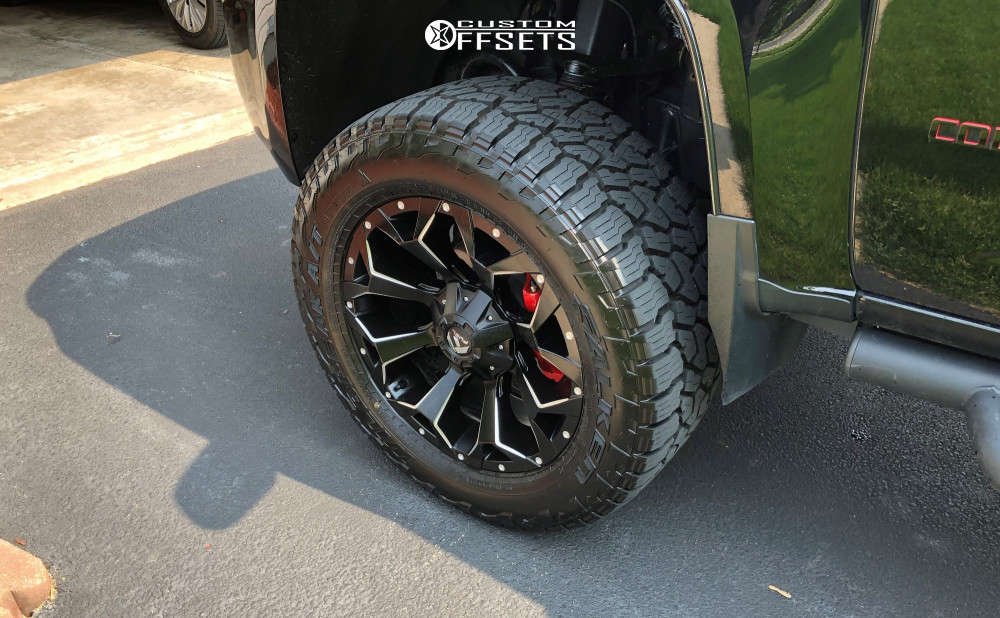 2018 Chevrolet Colorado with 20x9 7 Fuel Assault and 305/55R20 Falken