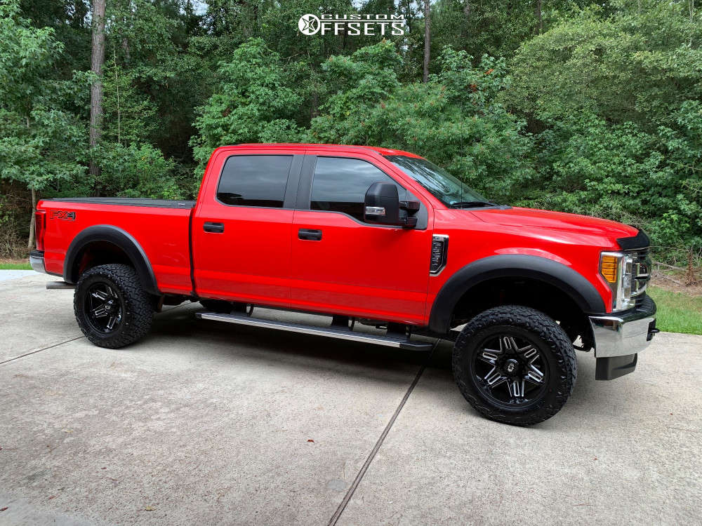 2017 Ford F-250 Super Duty with 20x10 -25 Vision Razor and 35/12.5R20 ...