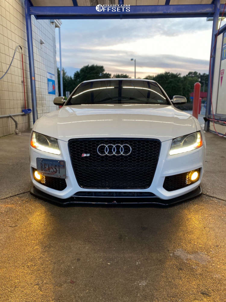 2011 Audi S5 with 20x10.5 15 VIP Modular Vrc 110 and 205/20R20 Toyo ...