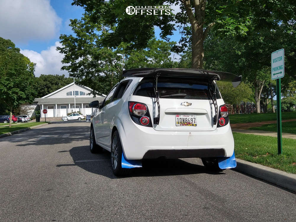 2013 Chevy Sonic Tires