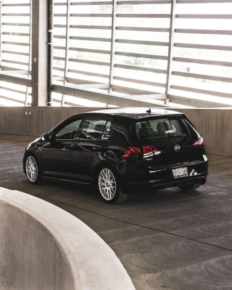 2015 Volkswagen GTI with 18x8.5 45 Rotiform Rse and 225/40R18 Pirelli P ...