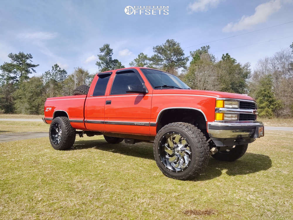Rubyページ 1996 Chevrolet K1500 with 22x12 -44 Fuel Cleaver and 35/12.5