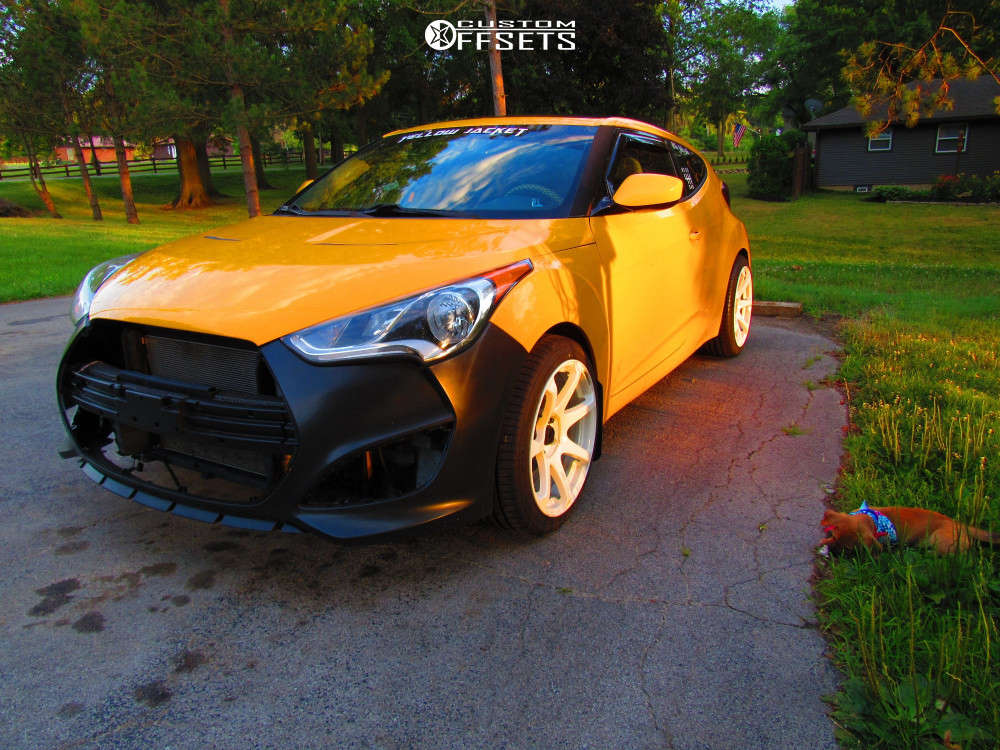 2014 Hyundai Veloster with 18x9 25 Cosmis Racing Mr7 and 235/40R18 Toyo