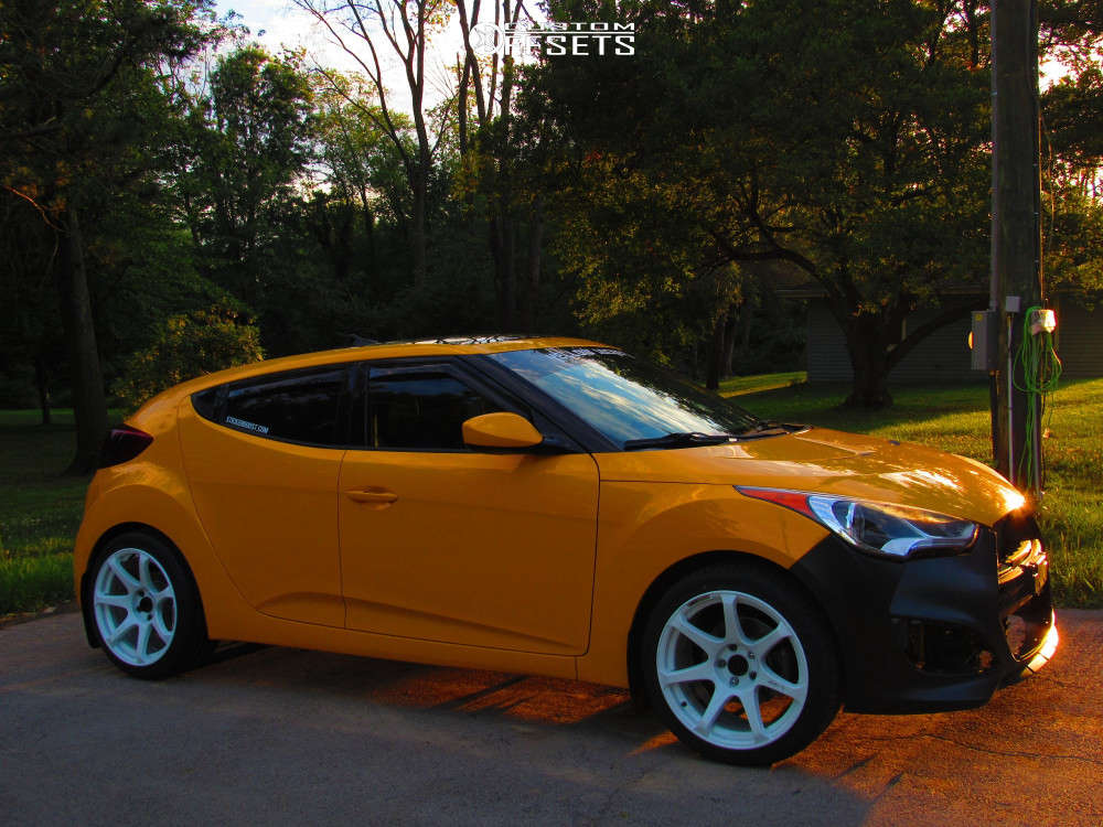 2014 Hyundai Veloster with 18x9 25 Cosmis Racing Mr7 and 235/40R18 Toyo