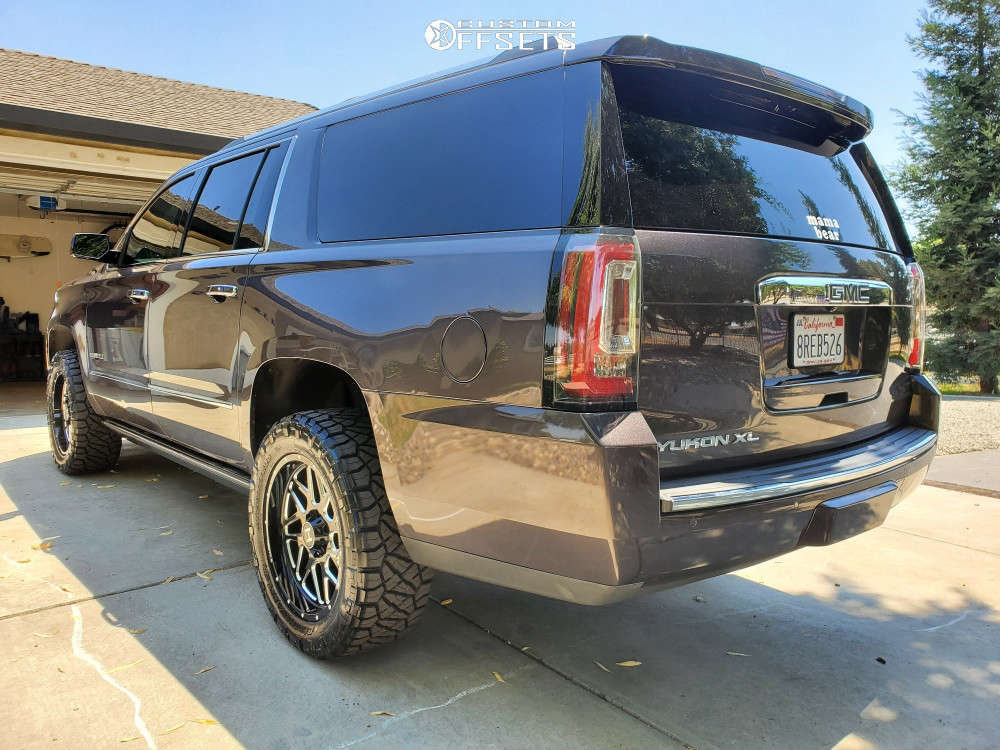 15 Gmc Yukon Xl Wheel Offset Slightly Aggressive Leveling Kit Custom Offsets