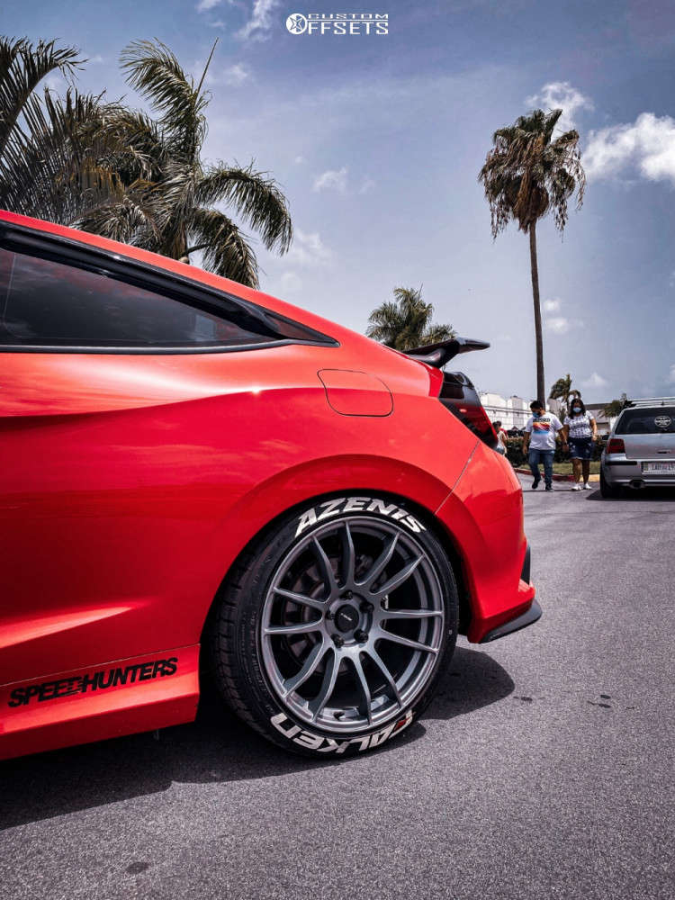 2019 Honda Civic with 18x8.5 33 AVID1 AV20 and 235/40R18 Falken