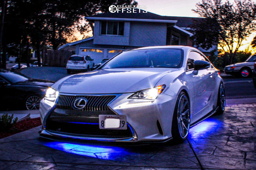 1196673-1-2016-rc200t-lexus-