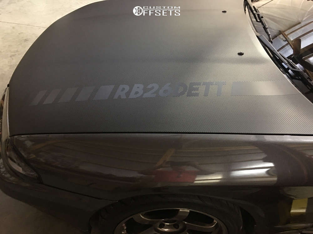 1989 Nissan Skyline R32 with 15x9.5 22 Rays Engineering Te37 and 265 ...