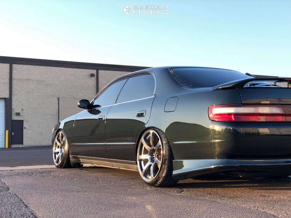 1993 Toyota Chaser with 18x9.5 30 Work Emotion Xt7 and 225