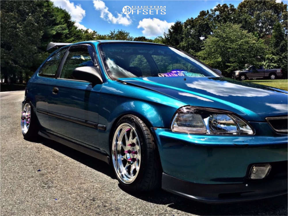1996 Honda Civic with 15x8 0 Whistler Kr7 and 195/45R15 Toyo Tires