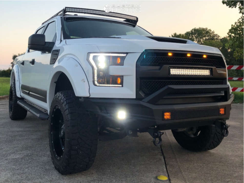 2017 Ford F150 with 20x10 18 Fuel Hostage and 33/12.5R20 Nitto Ridge