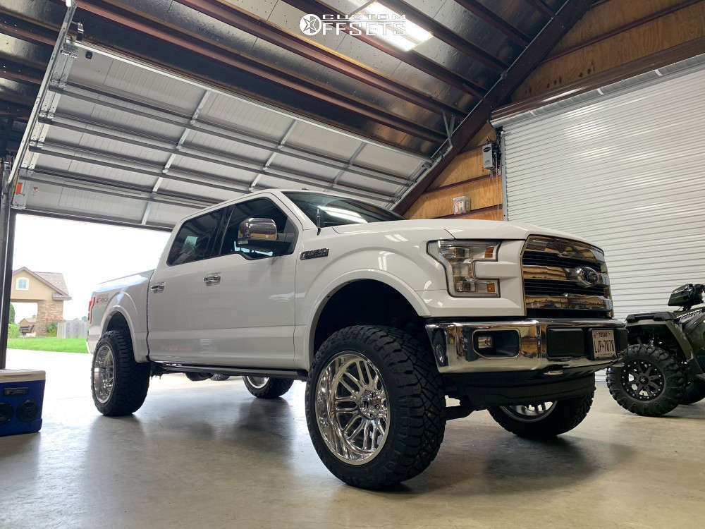 2016 Ford F150 with 22x12 51 Fuel Ignite and 35/12.5R22 Nitto Ridge