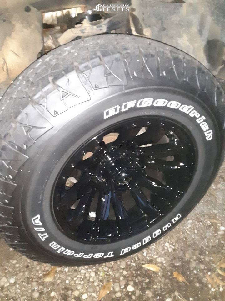2000 Toyota with 17x9 12 Fuel Blitz and 32/10.5R17 BFGoodrich