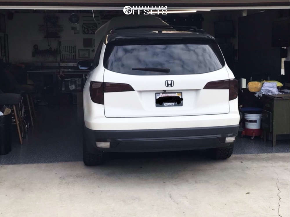 2017 Honda Pilot with 18x8 0 Raceline Shift and 265/60R18 Falken ...