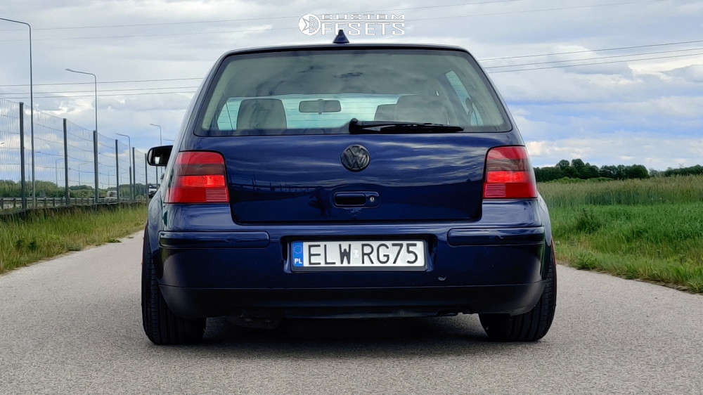 2001 Volkswagen Golf with 18x8.5 22 Japan Racing JR30 and 215/40R18 ...