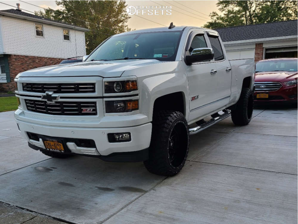 2015 Chevrolet Silverado 1500 with 22x12 -51 Ballistic Rage and 33/12 ...