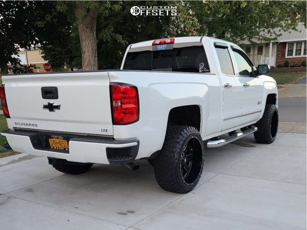 2015 Chevrolet Silverado 1500 with 22x12 -51 Ballistic Rage and 33/12 ...