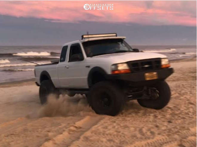 1998 Ford Ranger with 15x10 -25 Pro Comp 7069 and 35/13.5R15 Toyo Tires ...