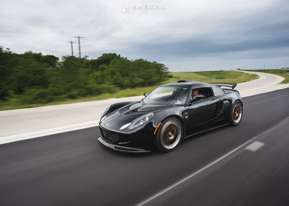 2007 Lotus Exige with 17x7 27 CCW Lm20 and 215/40R17 Falken