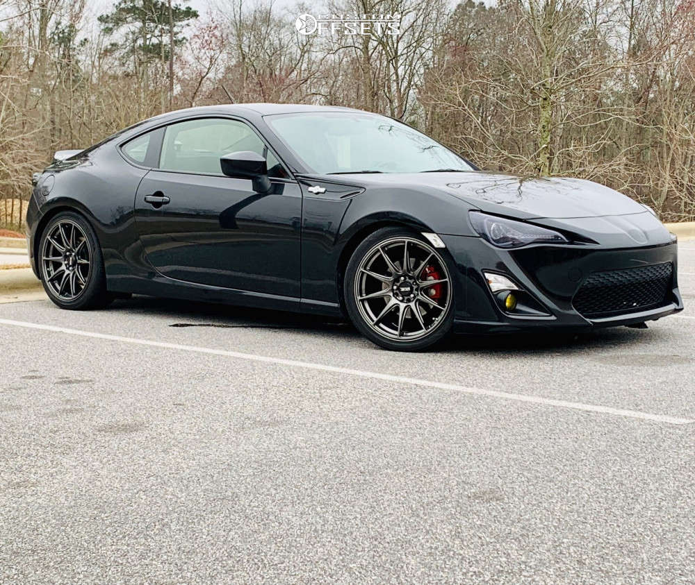 ぼくその② 2013 Scion FR-S with 18x8.5 45 XXR 527 and 225/45R18 Hankook