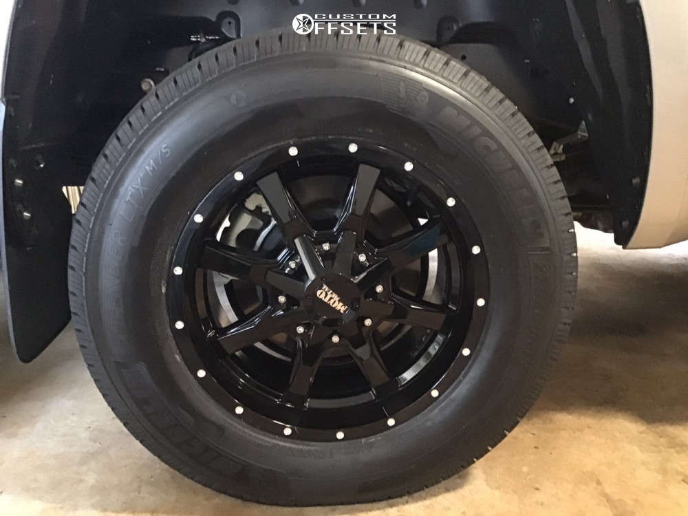 2020 Toyota Tundra with 18x9 18 Moto Metal Mo970 and 275/65R18 Michelin ...