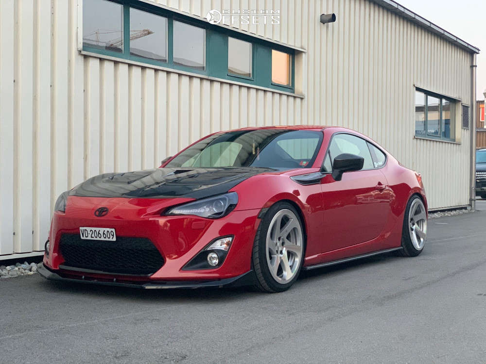 Stock 86 Rims Red Toyota 86 With White Wheels