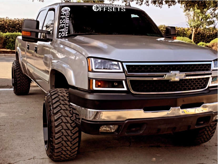 2006 Chevrolet Silverado 2500 HD with 22x14 -76 Hostile Jigsaw and
