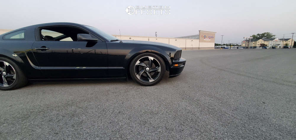 2009 Ford Mustang with 18x8 35 Andros R10 and 255/45R18 Firestone ...