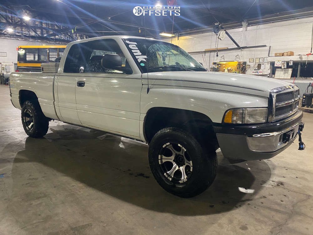 2001 Dodge Ram 1500 with 16x9 -0 Dick Cepek Dc-2 and 31/10.5R16 Hankook ...