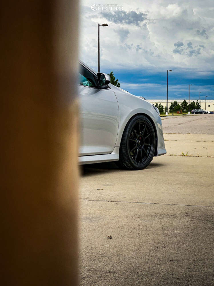 2012 Toyota Camry with 19x8.5 30 Konig Dekagram and 245/35R19 Falken ...