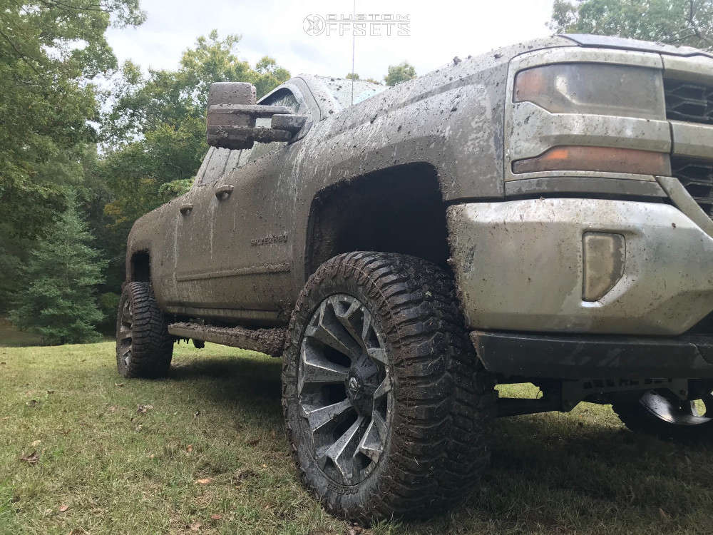 2017 Chevrolet Silverado 1500 with 22x12 44 Fuel Assault and 35/12