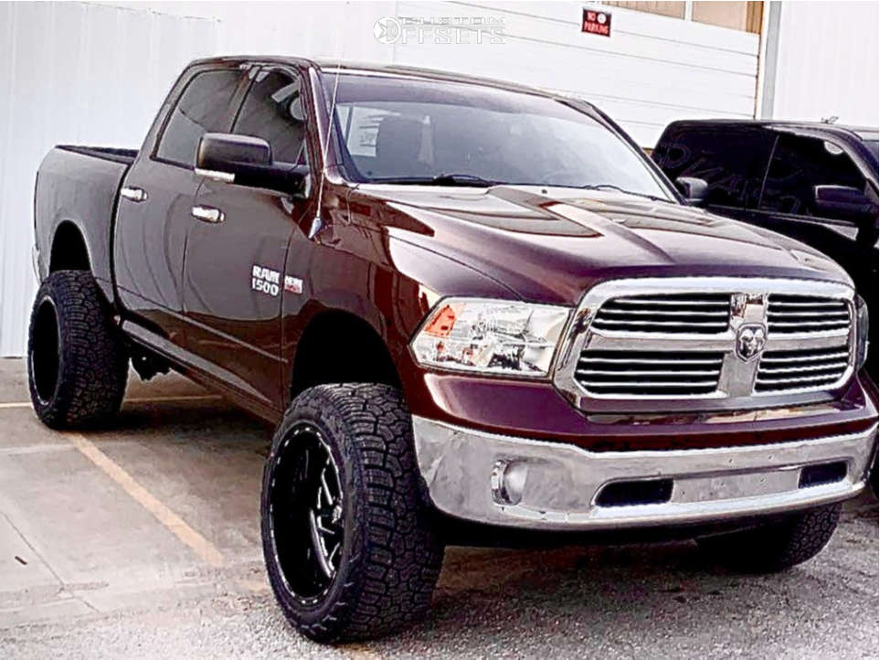 2013 Ram 1500 with 22x12 -44 Fuel Triton D581 and 35/12.5R22