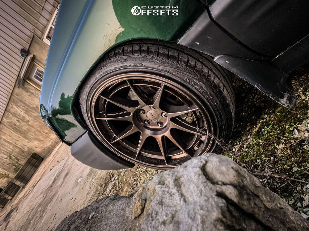 2002 Subaru Forester with 18x9.5 22 ESR Sr13 and 225/40R18 Federal ...