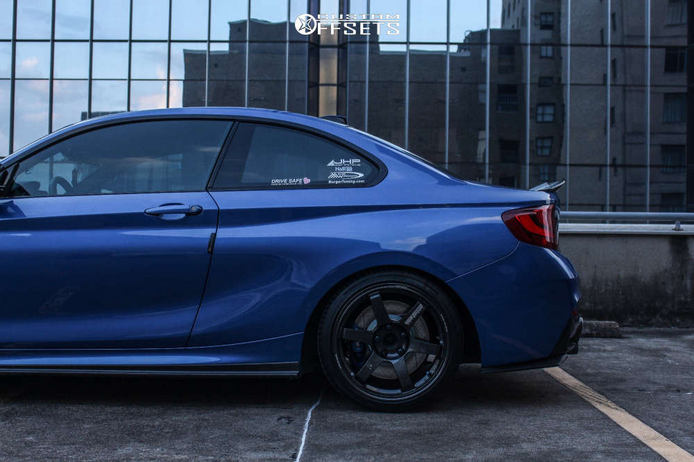 2015 BMW M235i with 18x8.5 36 Rays Engineering Te37 and 225/40R18