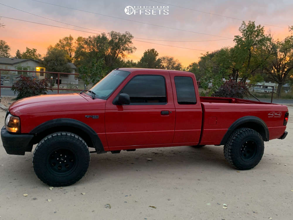 1999 Ford Ranger with 15x10 -47 Pro Comp Series 69 and 31/10.5R15 Dick ...