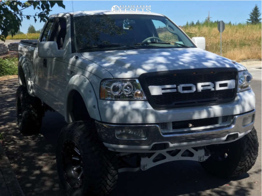 2004 Ford F150 with 20x12 45 Fuel Hardline and 37/13.5R20 Toyo Tires Open Country M/T and
