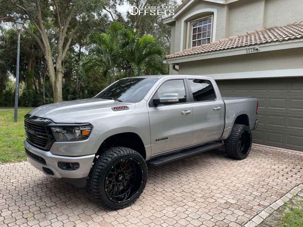 2020 Ram 1500 with 24x12 -51 Vision Rocker and 35/12.5R24 Renegade R/T ...