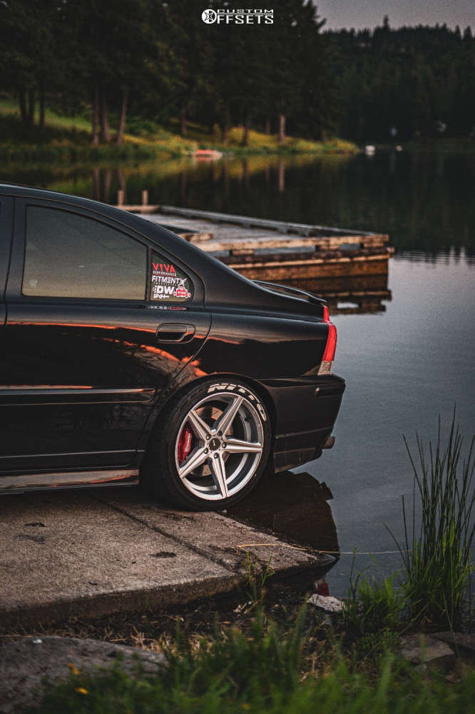 S60r Rims 2006 Volvo S60 with 18x9 45 Advanti Racing Cammino and 235/40R18 Nitto ...