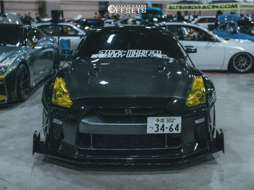 2013 Nissan GT-R with 20x11 -15 RVL GEM and 305/35R20 Nitto Nt555 G2 ...