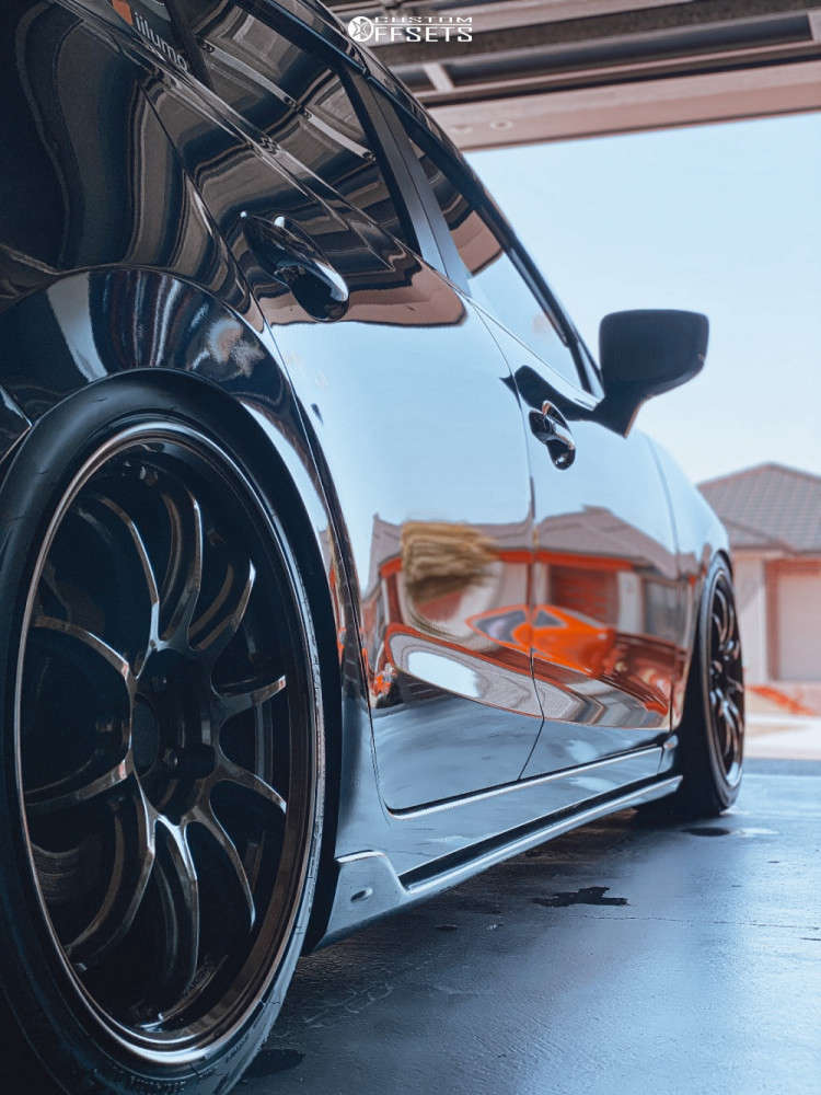 エツエツ 靴 adidas（アディダス） adidas ZX TORSION ゼットエックス トルション