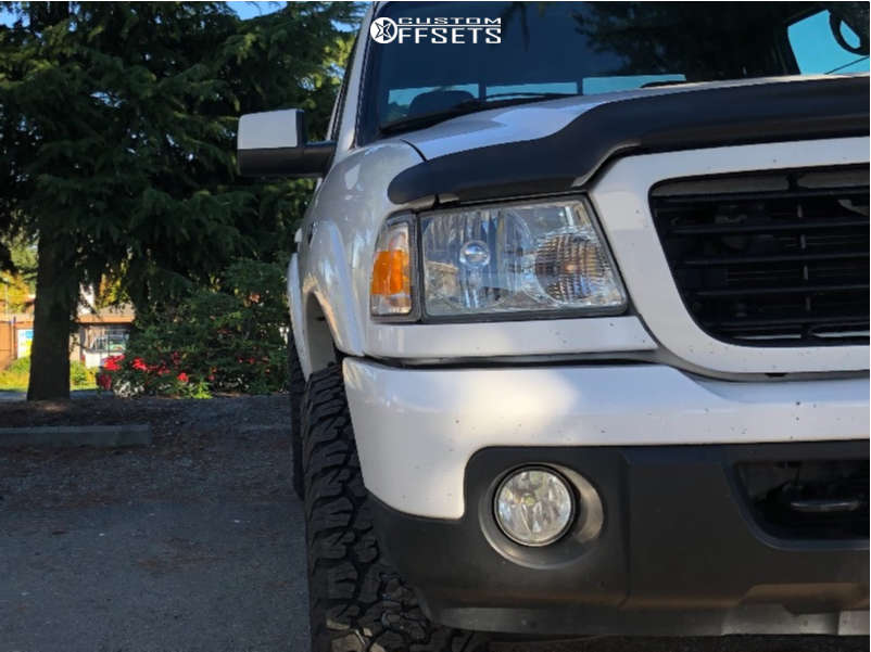 2009 Ford Ranger with 15x9 -0 Pro Comp 69 and 33/12.5R15 BFGoodrich All ...