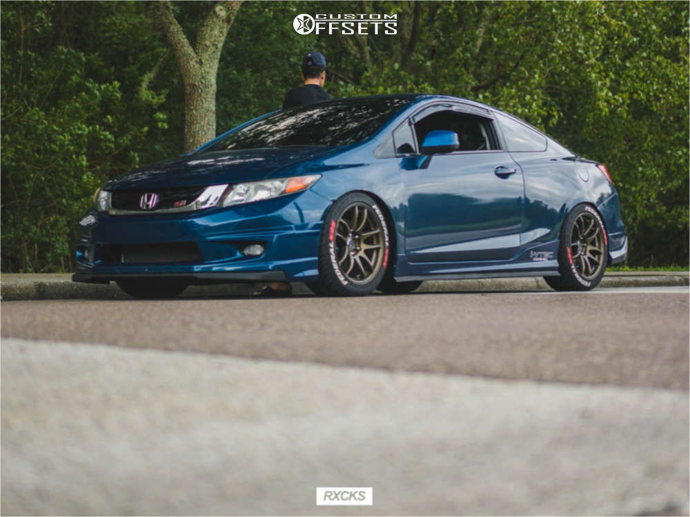 1377418-1-2012-civic-honda-si-