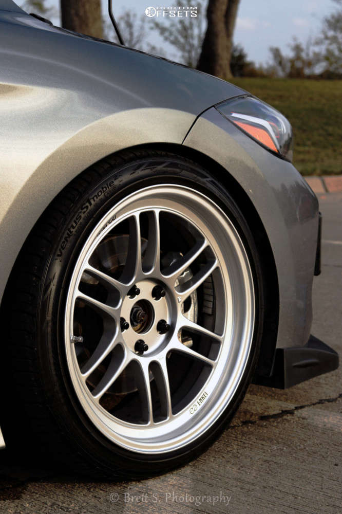 2018 Hyundai Elantra with 18x9 35 Enkei Rpf1 and 225/40R18 Hankook