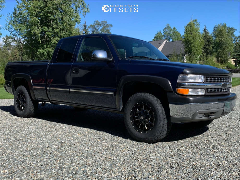 2000 Chevy Silverado Black