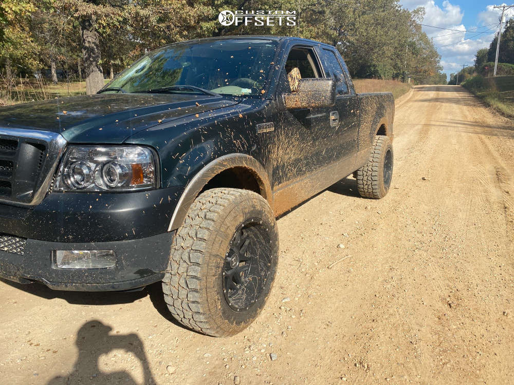 2004 Ford F-150 with 20x12 -44 Hostile Sprocket and 35/12.5R20 Federal ...