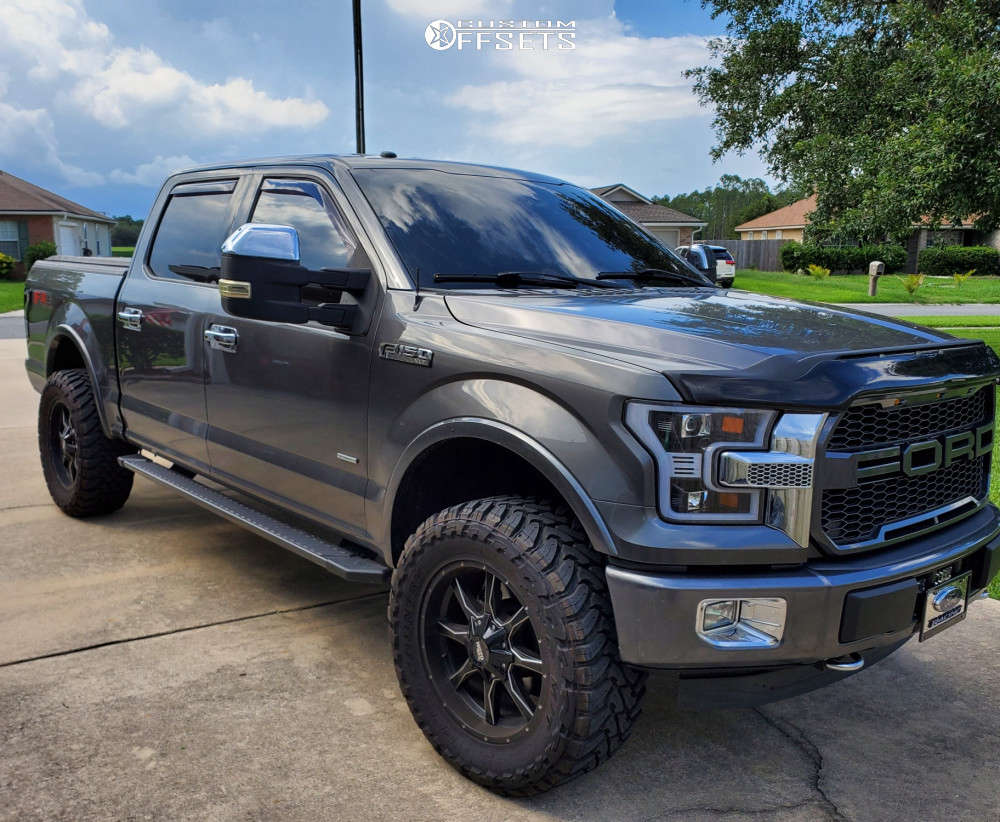 2015 Ford F-150 with 20x9 -12 Moto Metal Mo983 and 35/12.5